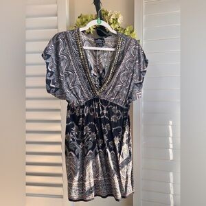 Angie Size S. Black and Cream Paisley Mini Dress